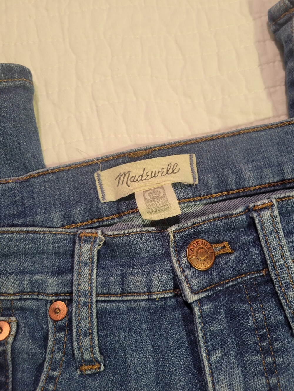 Madewell Cali Demi Boot Jeans in Medium Blue Wash - Picture 3 of 8